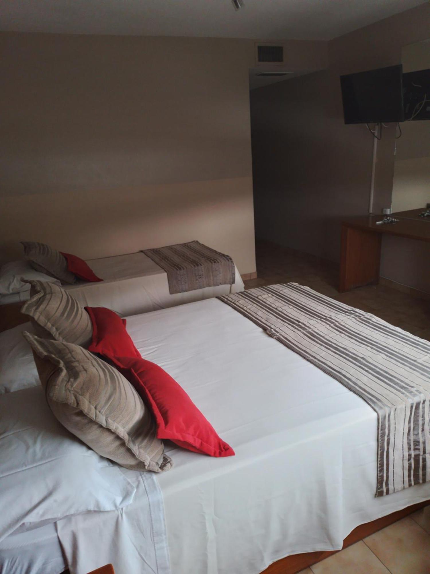 Camino Real Hotel Cordoba Exterior photo